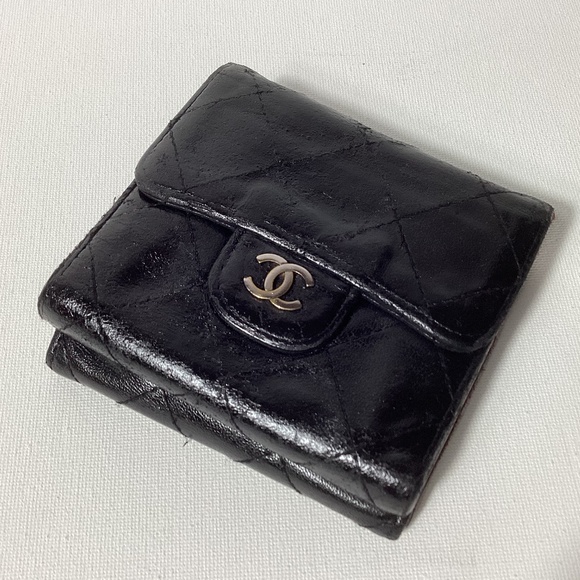 Chanel CC Black Quilted Lamb Leather Small Wallet - Picture 1 of 15